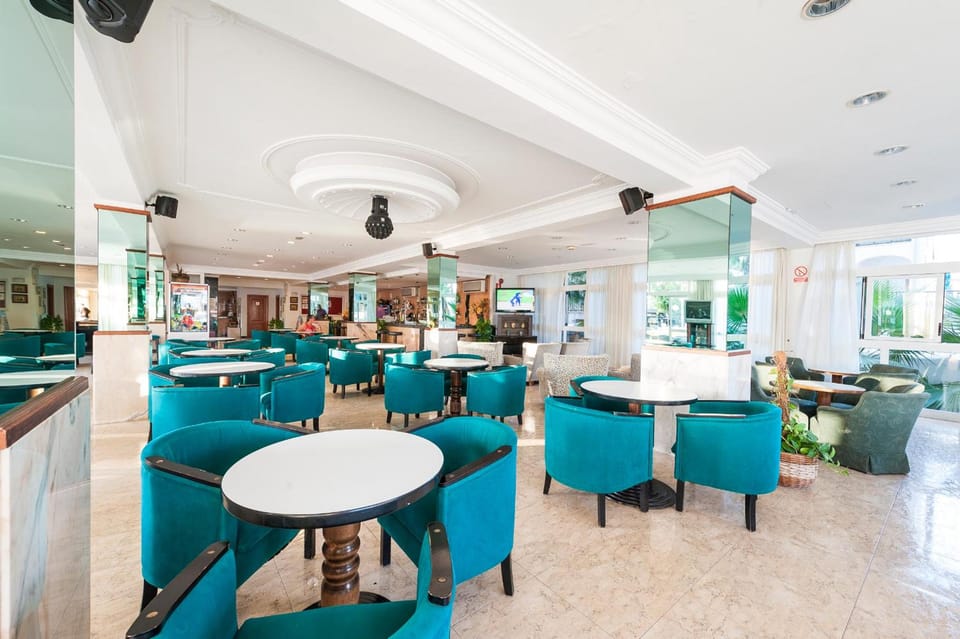Bar/lounge
