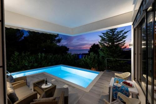 Villa Berfami Excelsior - Crafted for Elites Hotel in Podstrana