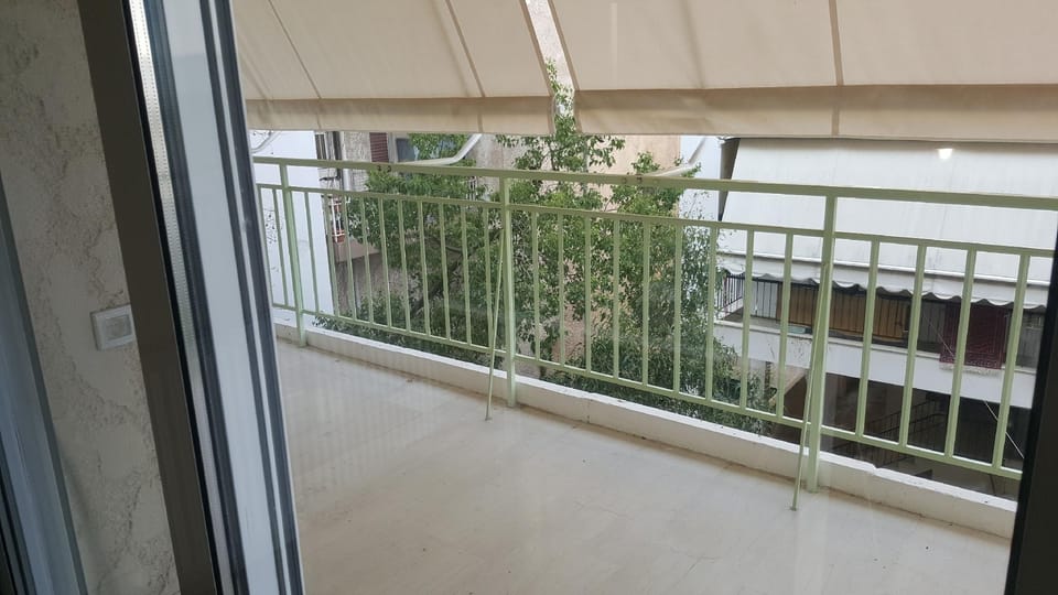 Captain's Luxury Suite Hotel in Kallithea