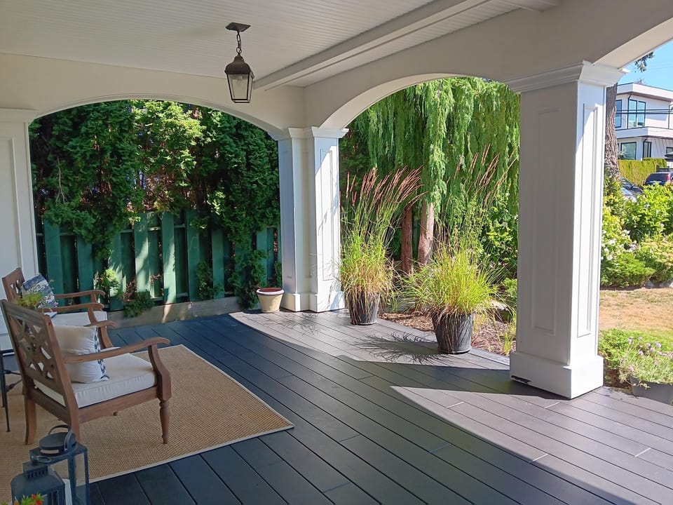 Sand and Salt Bed & Breakfast Bed and Breakfast in White Rock