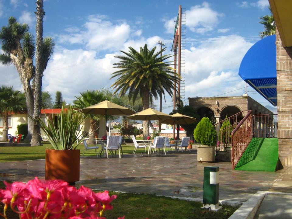 Hotel Las Palmas Midway Inn Hotel in State of Nuevo Leon