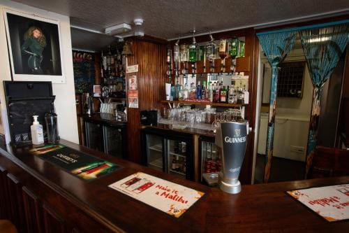 Xtasia Adult Hotel - Adults Only Hotel in Oldbury