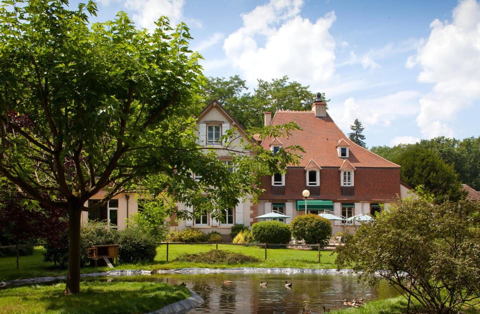 Le Troncais Hotel in Centre-Val de Loire