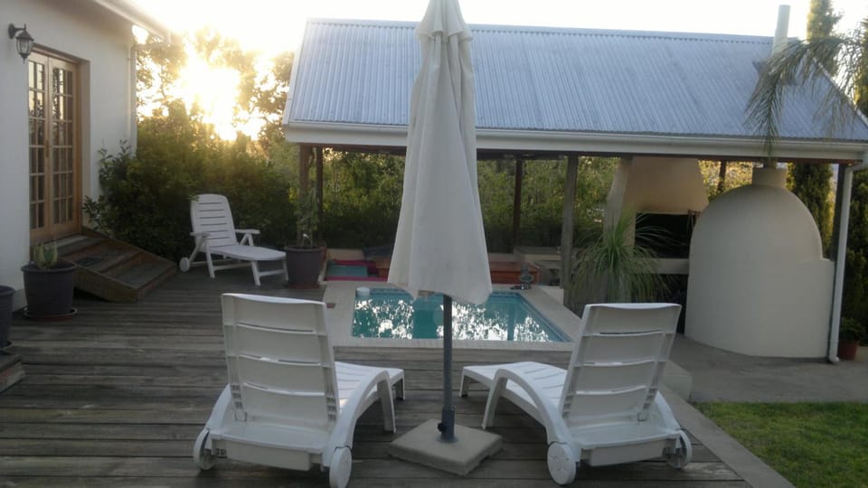 Oasis Shanti Backpackers Hostel in Western Cape