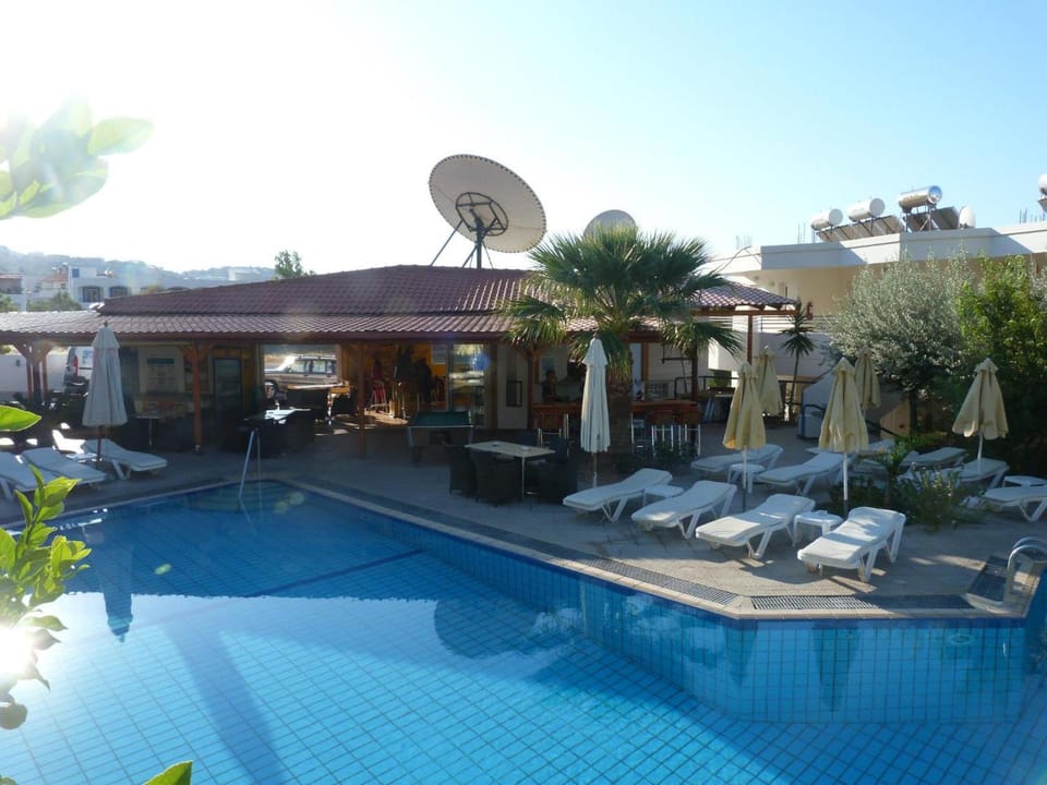Evi Studios & Apartments Pefkos Hotel in Rhodes, Greece