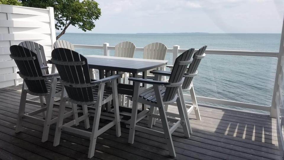 Put-in-Bay Condos Hotel in South Bass Island