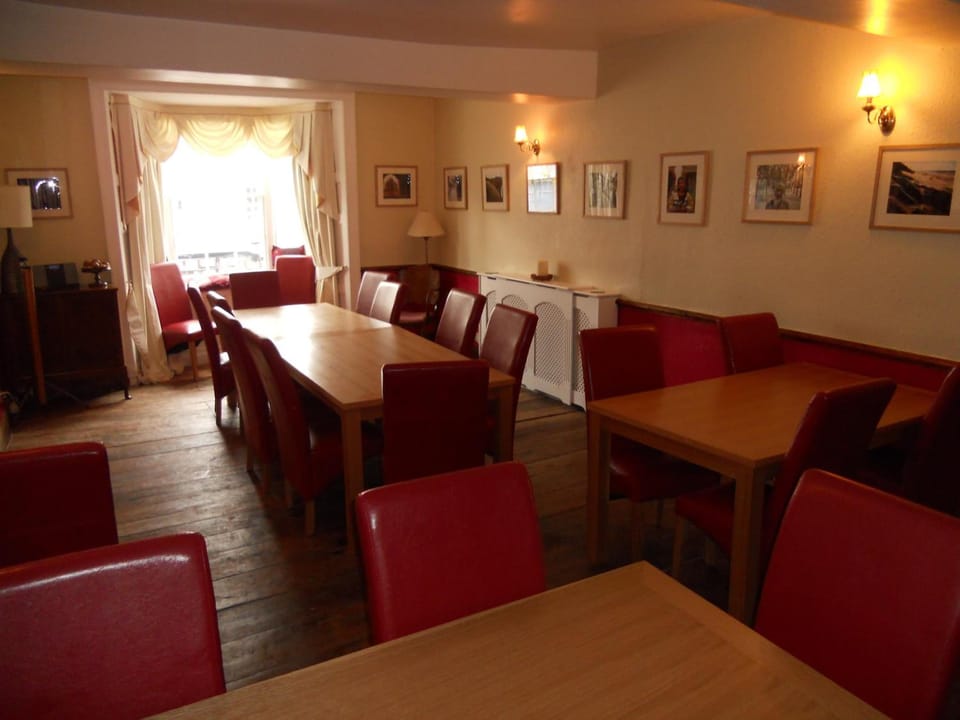 The White Lion Hotel Hotel in Wales