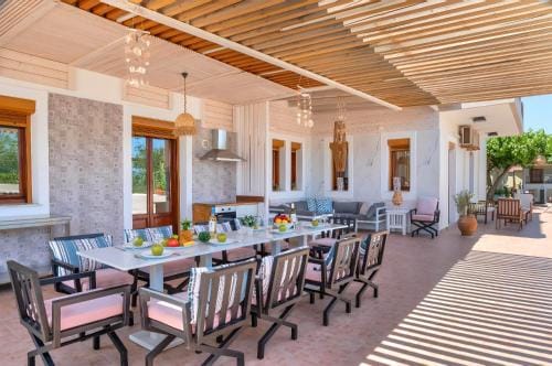 Island Villa Heated Pool Hotel in Crete