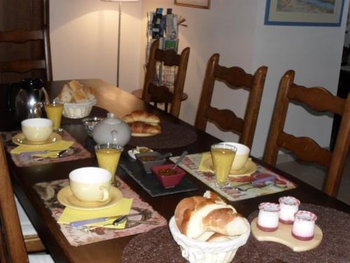 Chambres d'hotes Au Hameau Hotel in Normandy