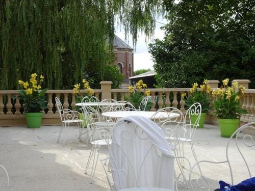 Chateau des marronniers Hotel in Hauts-de-France