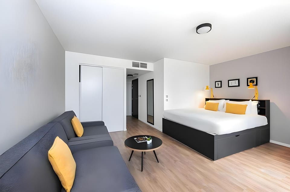 Guestroom