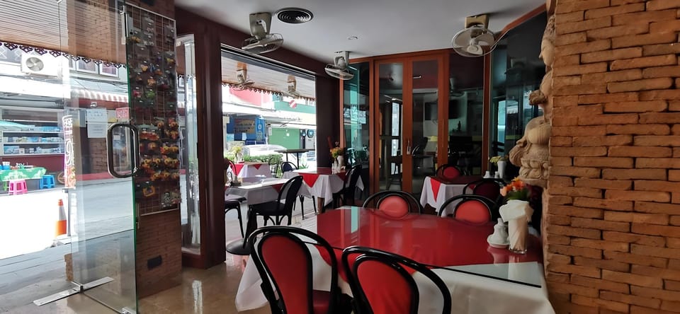Max Residence Hotel in Pattaya City