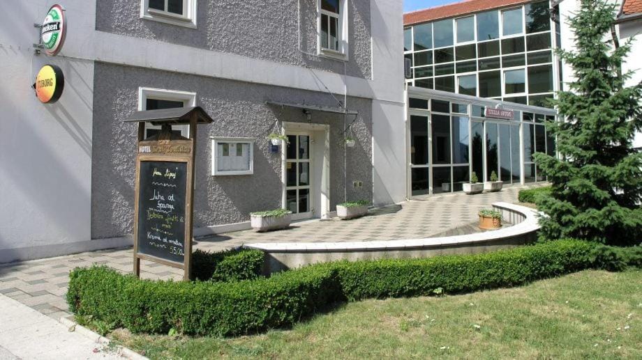 Hotel Kralj Tomislav Hotel in Brod-Posavina County, Croatia