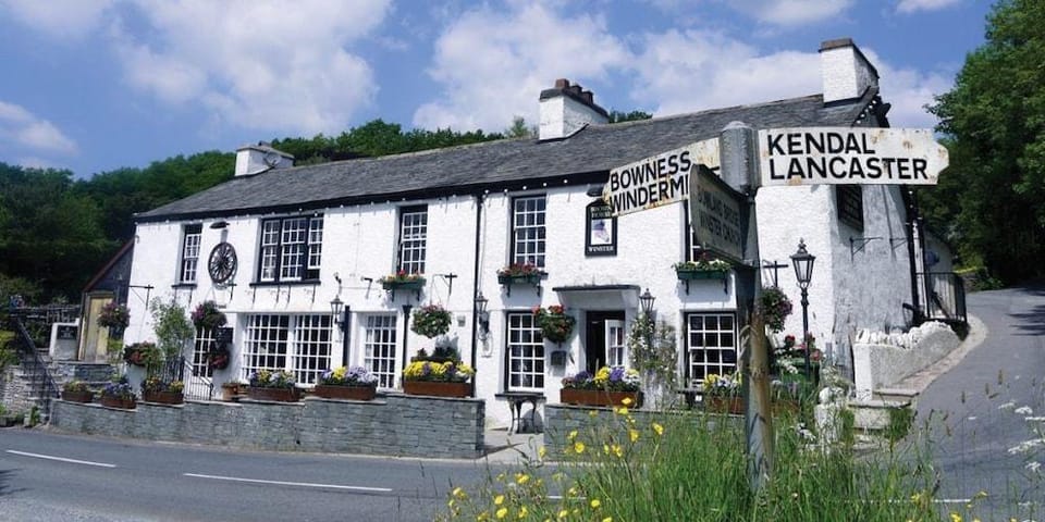The Brown Horse Inn Inn in England