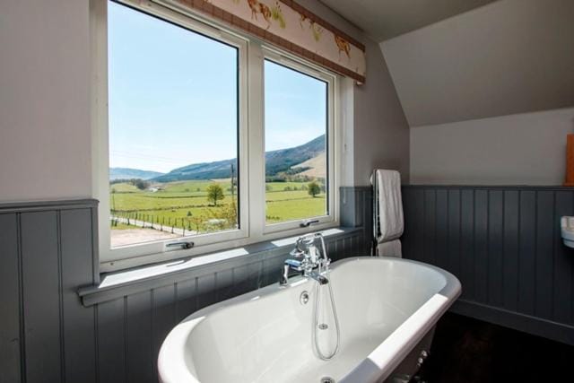 Glen Clova Hotel & Luxury Lodges Hotel in Scotland