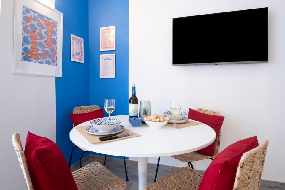 aMoneglia, 2 minutes walk to the beach, PVT PARK Hotel in Moneglia