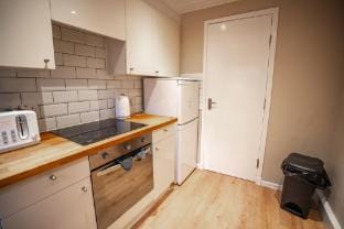 Bonnie Apartment Hotel in Coatbridge