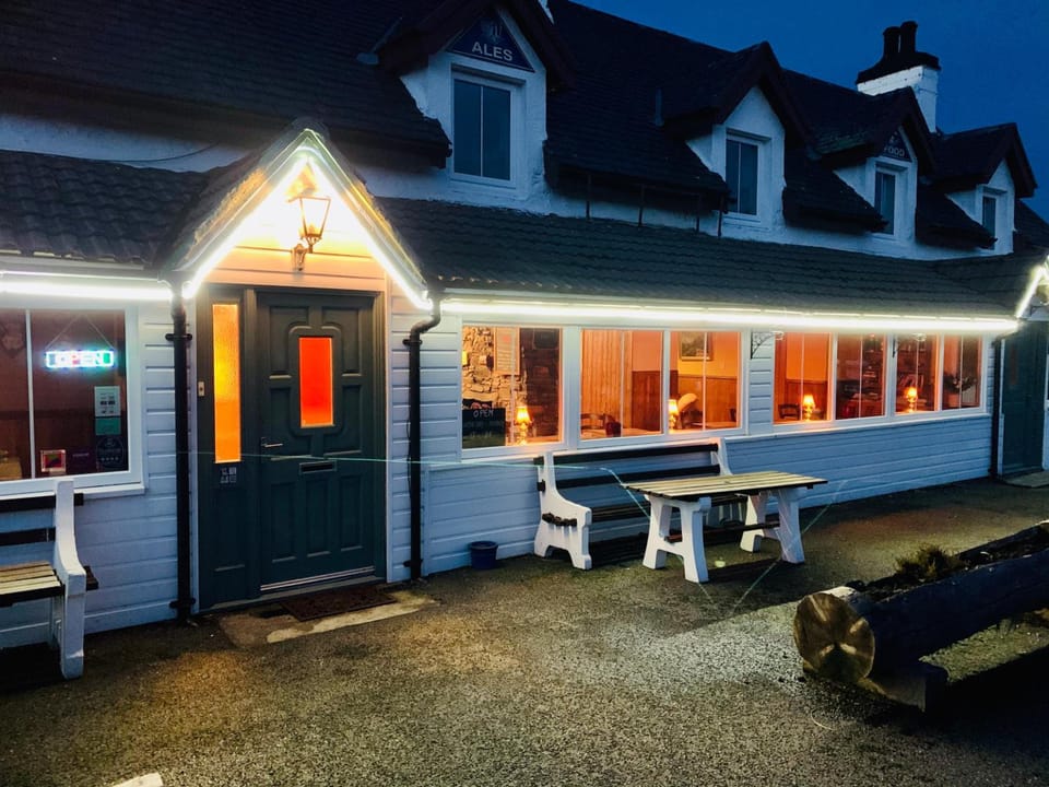Aultguish Inn Hotel in Scotland