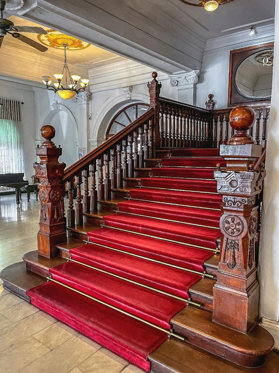 Queen's Hotel Hotel in Kandy