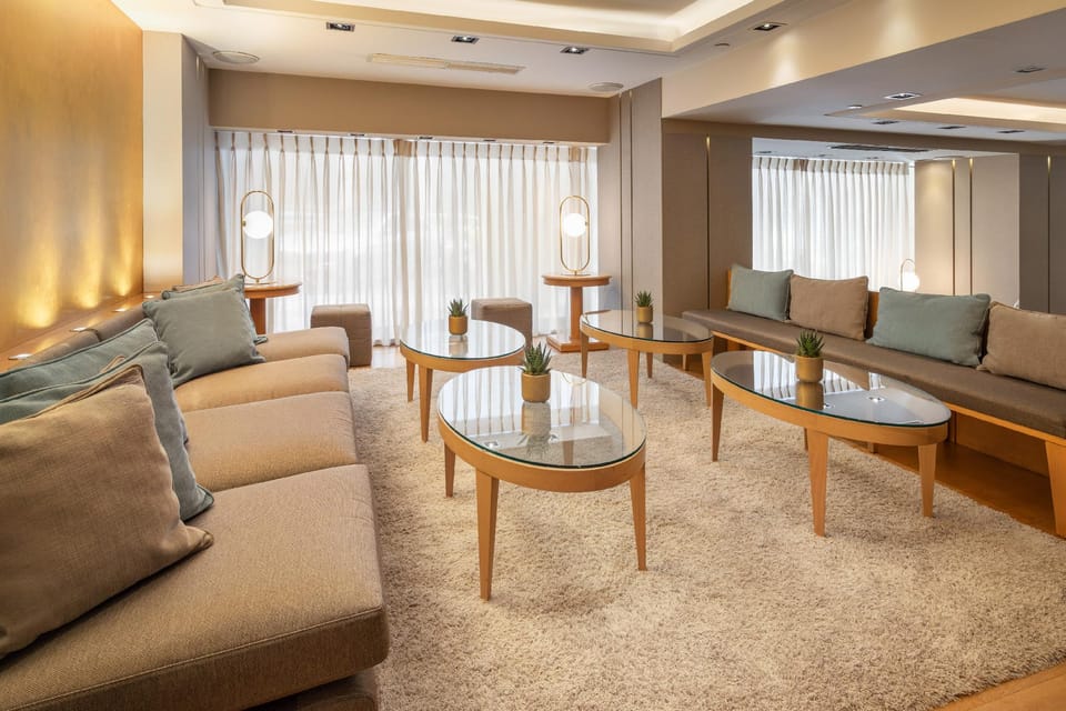 Meliá Athens Hotel in Athens