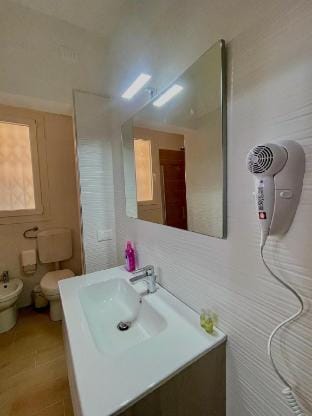 50 Tourist House Bologna Pratello Garden Hotel in Bologna