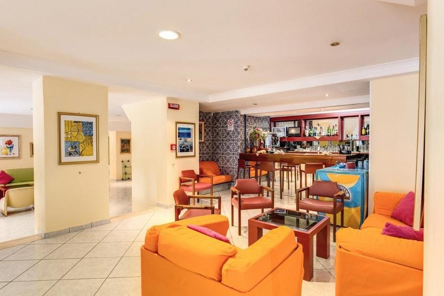Marina Club Hotel Hotel in Baia Domizia