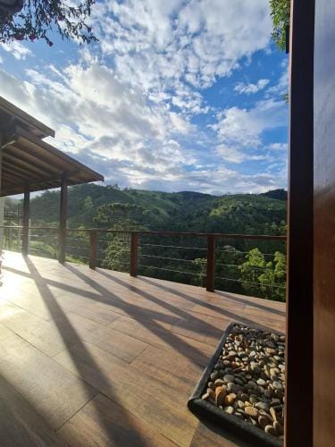 Araucaria Guest House - Cabanas Lodge in Visconde de Mauá