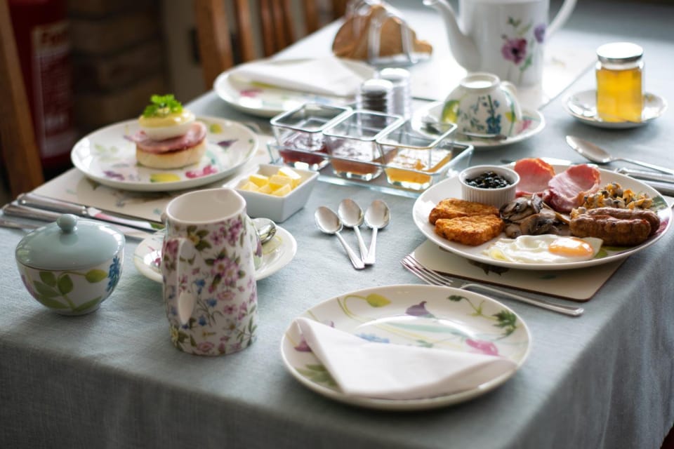 Pontyclerc Farm House Bed and Breakfast Hotel in Wales