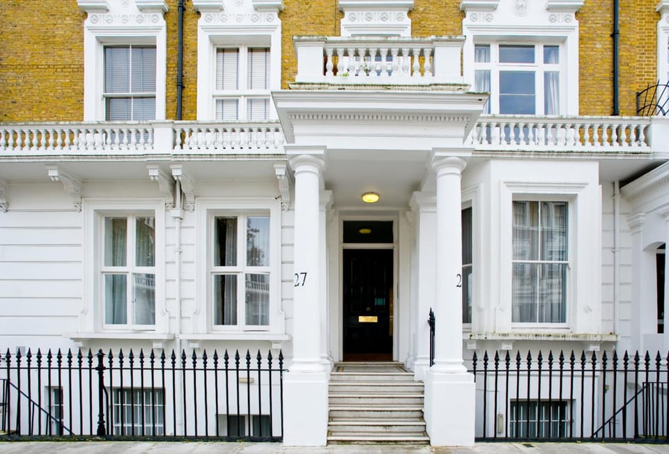 Nevern Place by Supercity Aparthotels Apartment hotel in City of Westminster