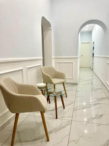 B&B Dimora Cortese Hotel in Naples