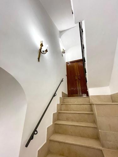 B&B Dimora Cortese Hotel in Naples