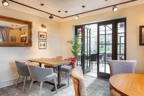 The Manor Coastal Hotel & Inn, Blakeney - The Coaching Inn Group Hotel in Blakeney