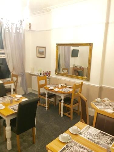 Milton Lodge Hotel in Weston-super-Mare