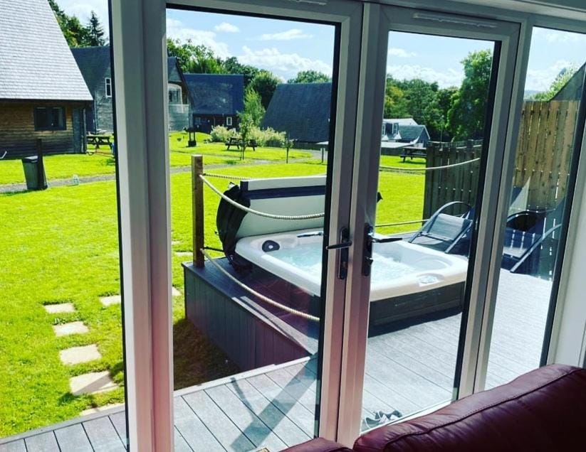 Balmaha Lodges and Apartments Lodge in Scotland