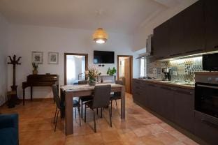 Wonderful in the historic center "La Scoletta" Hotel in Bracciano