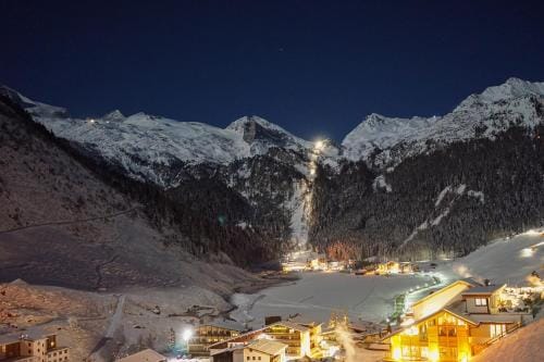 Fernerblick Apartments Hotel in Tyrol