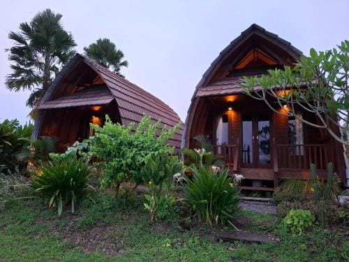 Medewi Lumbung Surf & Stay Hotel in Pekutatan