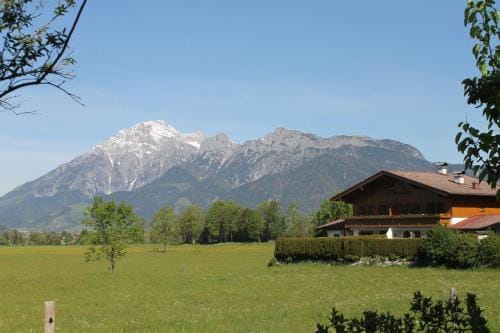 Haus Hartl Hotel in Salzburgerland