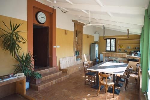 La Ruche - l'auberge qui relie Hostel in Provence-Alpes-Côte d'Azur