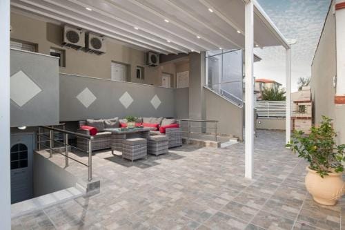 Luxury Living Annio Hotel in Nikiti