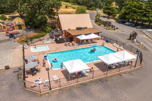 Mendocino Redwoods RV Resort Resort in Willits