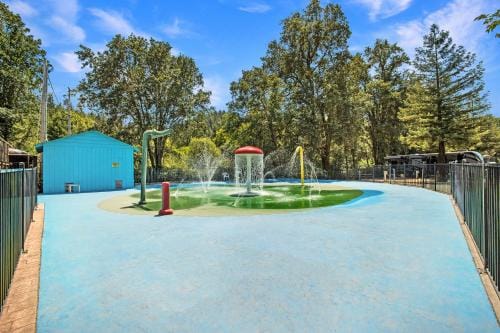 Mendocino Redwoods RV Resort Resort in Willits