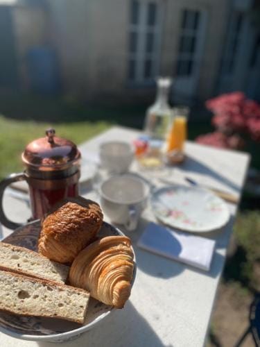 La Maison des Ifs Paon Hotel in Normandy