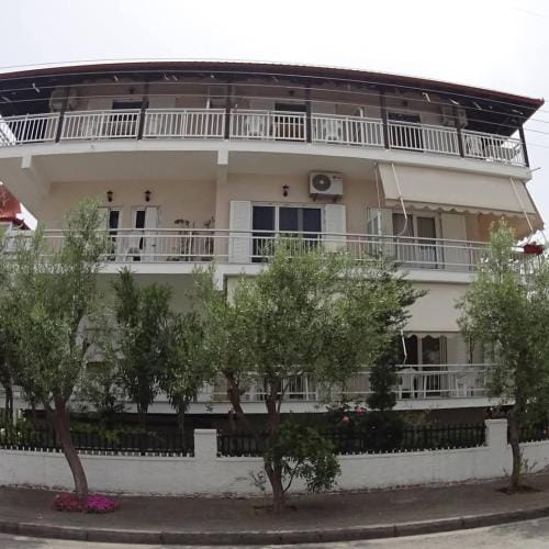 Villa Marina Neoi Poroi Hotel in Pieria, Greece
