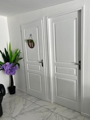Chambre dans un appartement Hotel in Île-de-France