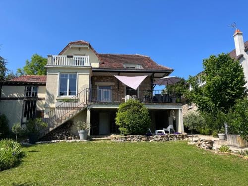 Chambre villa du sentier Hotel in Île-de-France