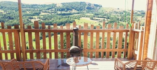Cabanes Milvus du Puy Mary Lodge in Auvergne-Rhône-Alpes
