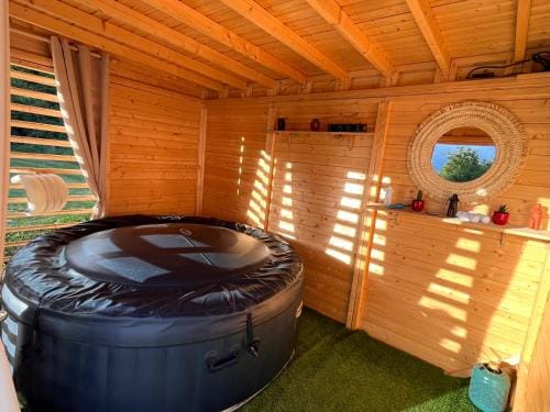 Bubble Jade Hotel in Brittany