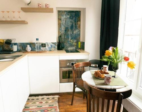 Studio independant 27 m2 Jardin du Luxembourg Hotel in Paris