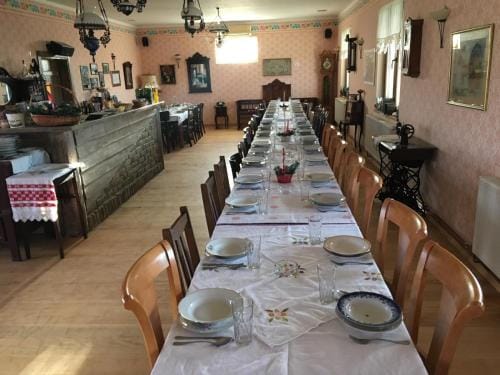 Pansion Sasin Salas 40m2 Hotel in Novi Sad